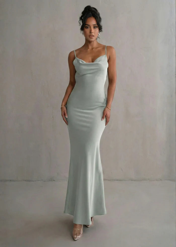 Backless dress for bridesmaids sage-green / 4 Dress Tailor
